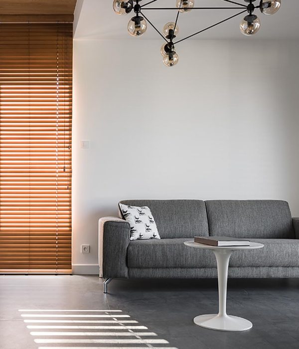 shutterstock_1305122380_1